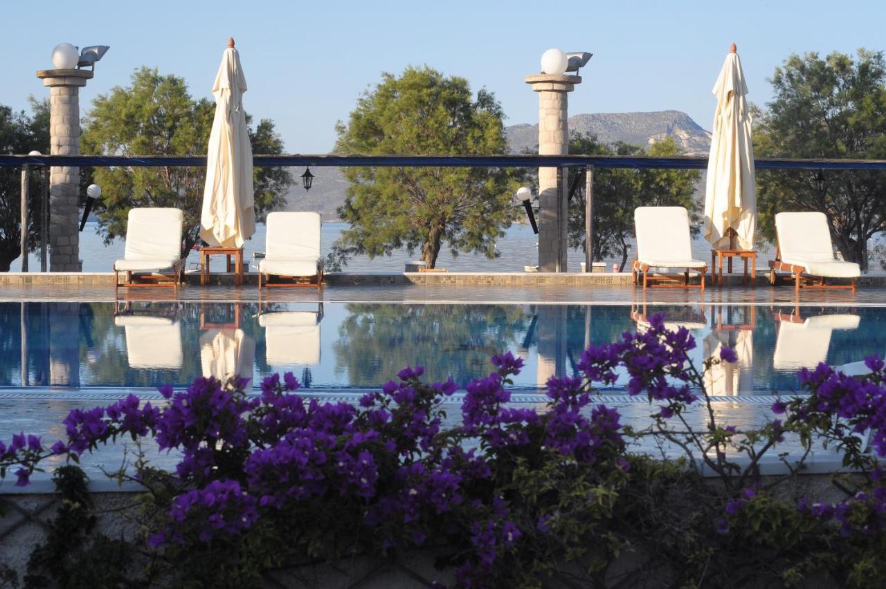 Lagada Beach Economy Otel Adamantas  Dış mekan fotoğraf
