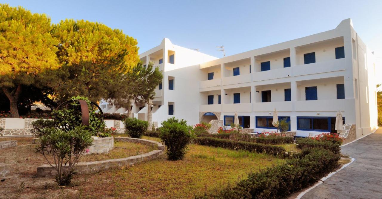 Lagada Beach Economy Otel Adamantas  Dış mekan fotoğraf